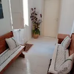 Angelica Villa